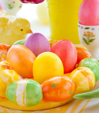 Colorful Easter - Obrázkek zdarma pro 240x320