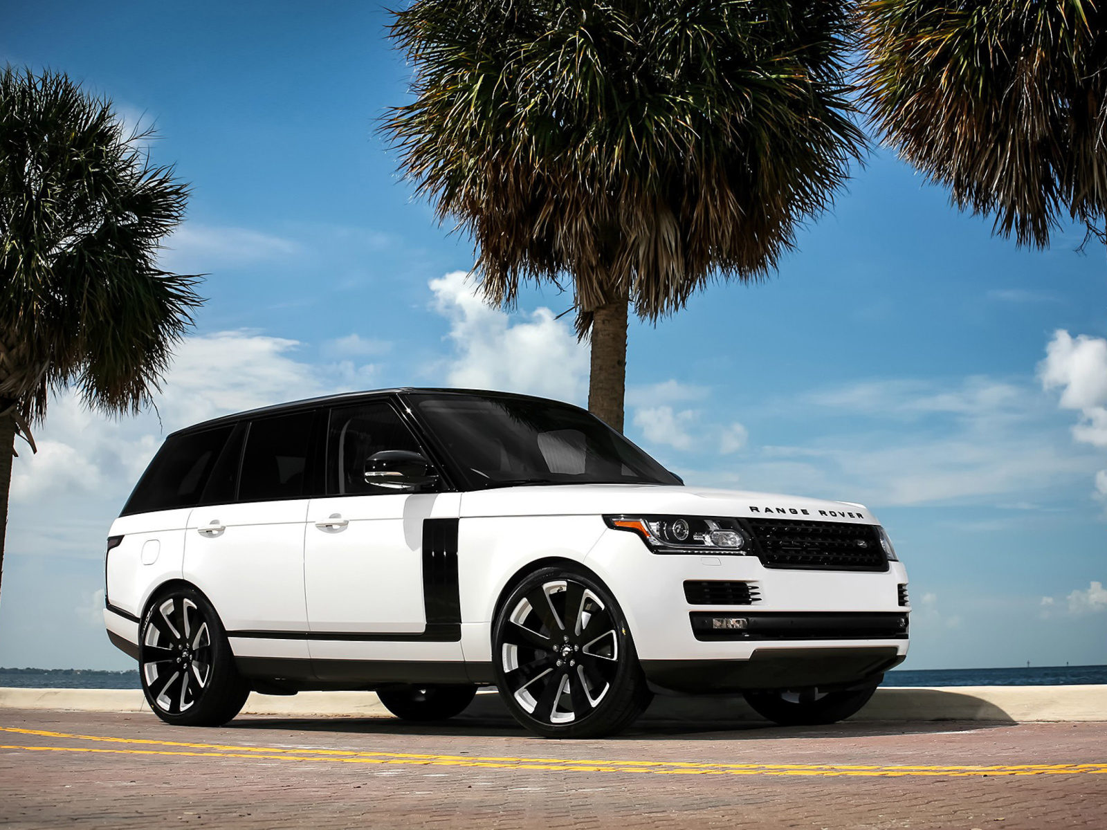 Das Range Rover White Wallpaper 1600x1200