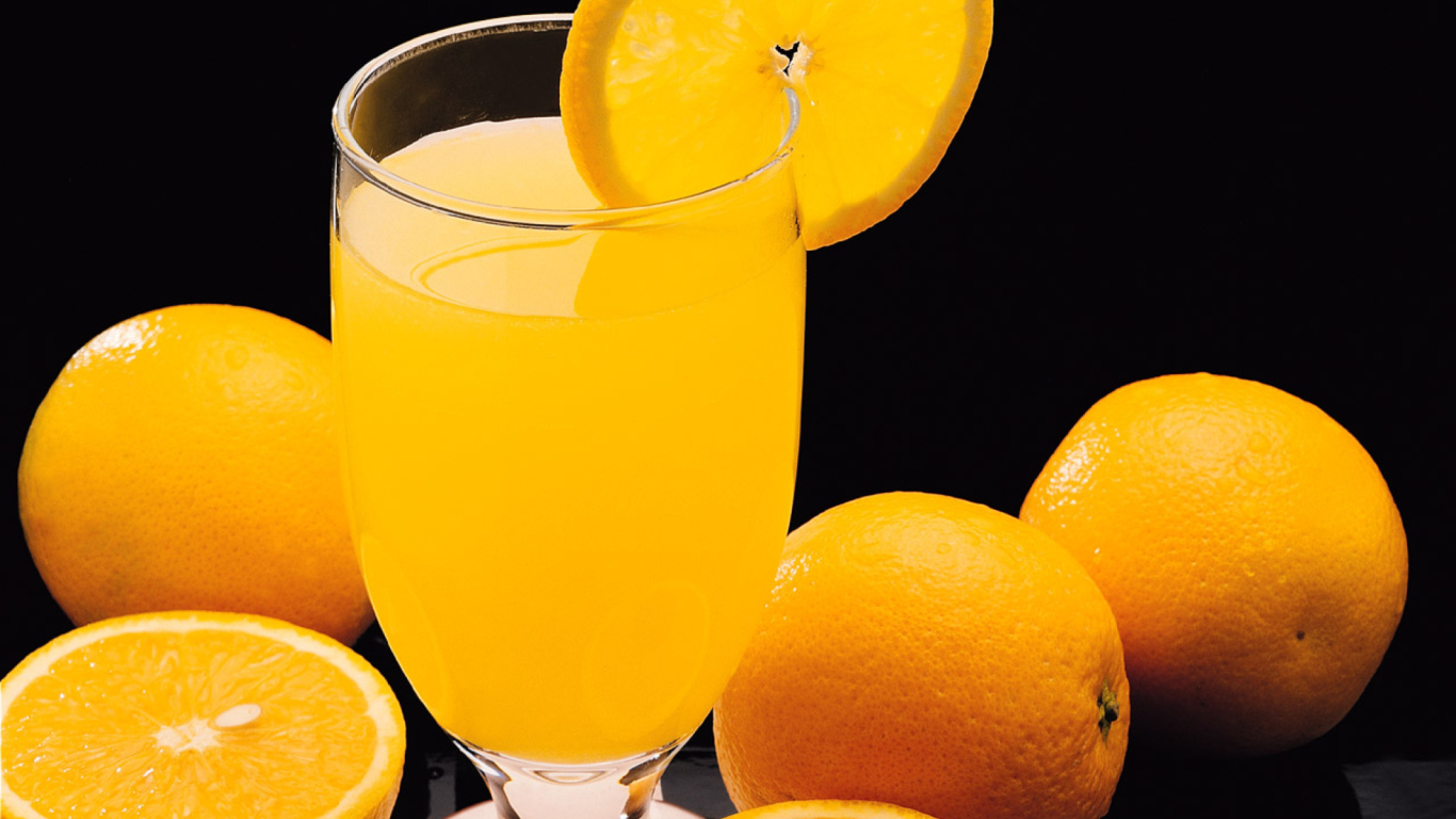 Fresh Orange Juice wallpaper 1366x768