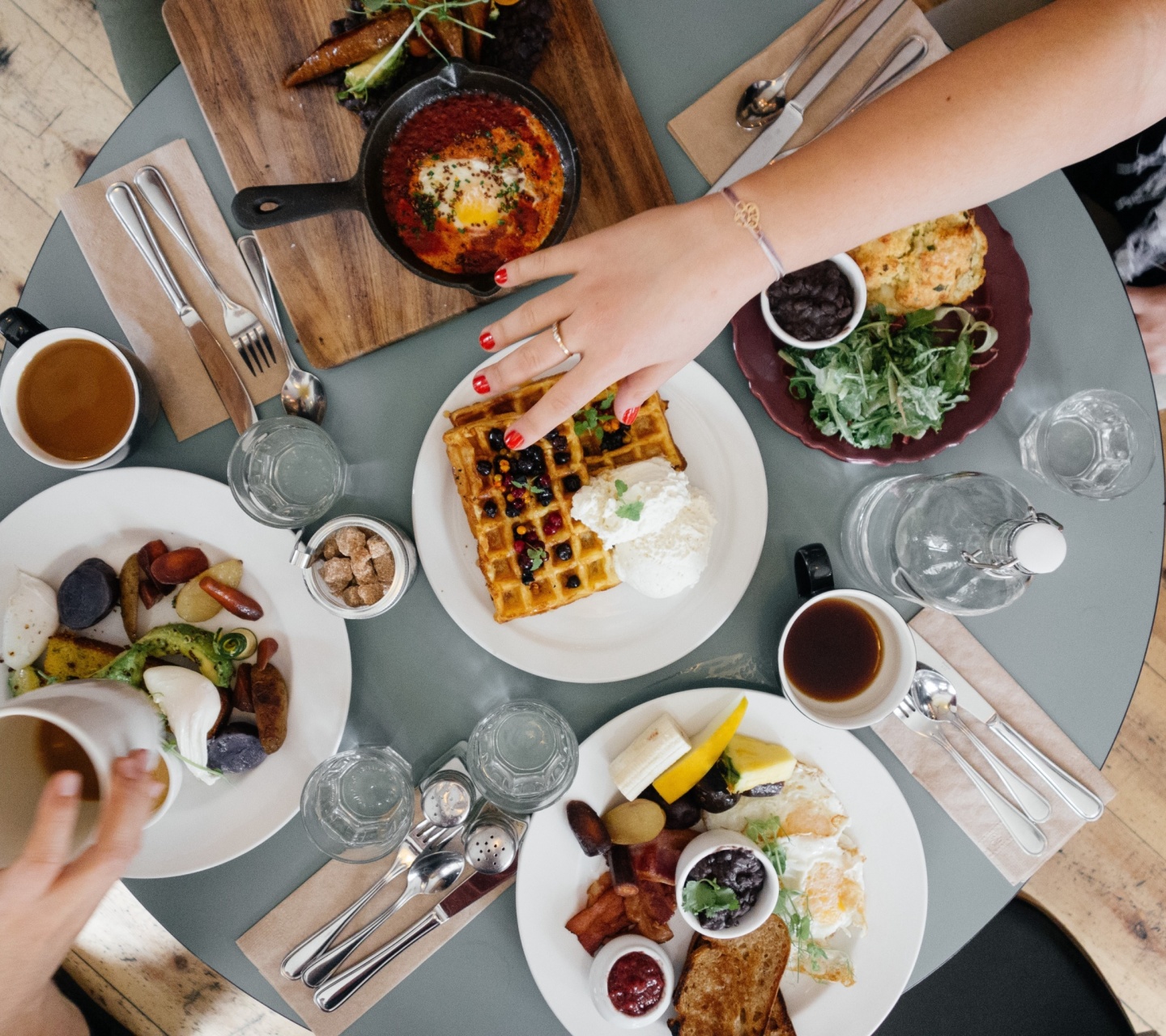 Fondo de pantalla Breakfast with Coffee, Bacon and Waffle 1440x1280