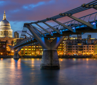 Kostenloses Millennium Bridge, St Paul's Cathedral Wallpaper für iPad