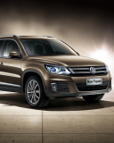 Das Volkswagen Tiguan SUV Wallpaper 128x160