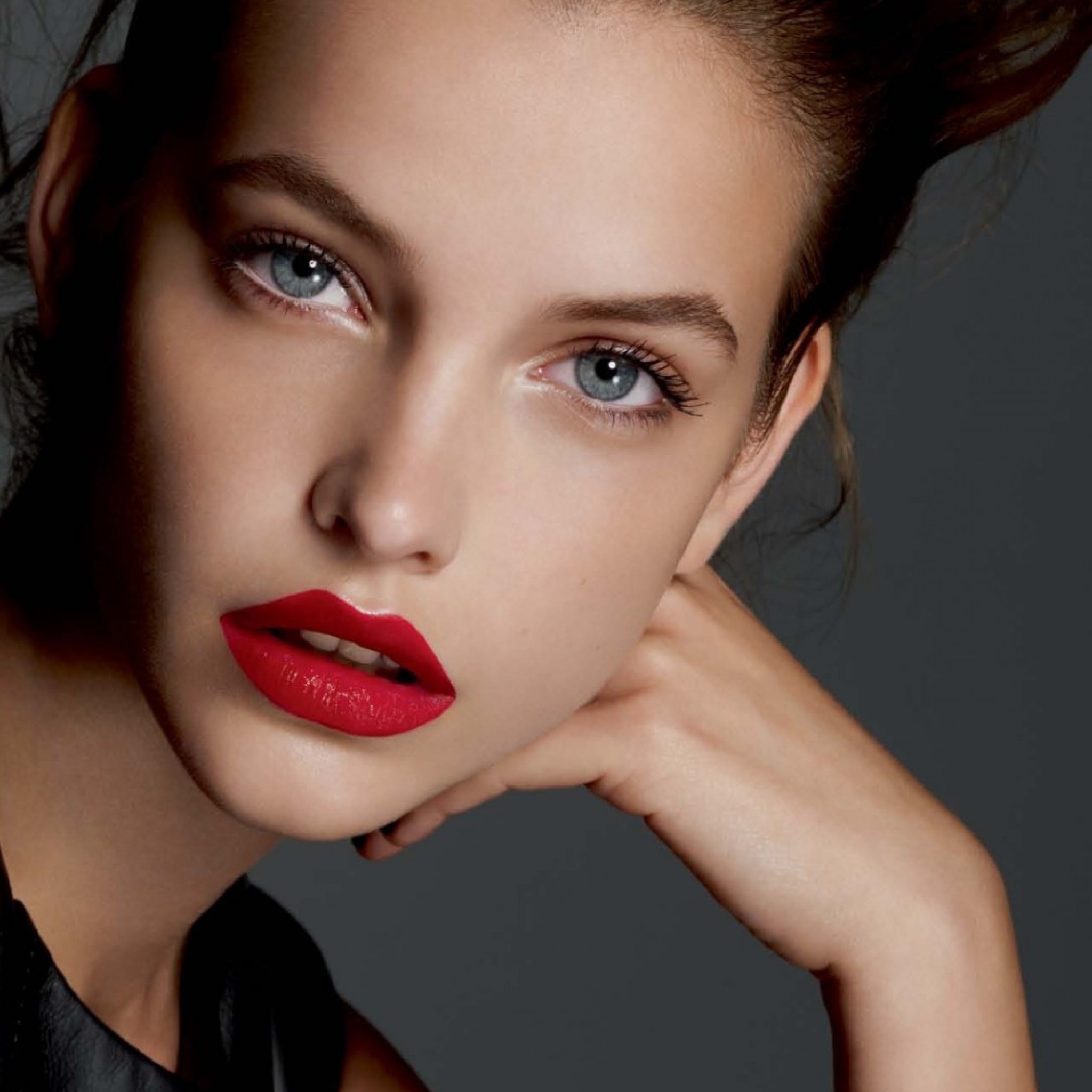 Barbara Palvin Red Lipstick Wallpaper for 2048x2048