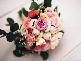 Sfondi Wedding Bouquet 320x240