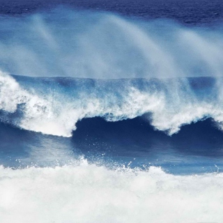 Kostenloses Big Blue Waves Wallpaper für 1024x1024