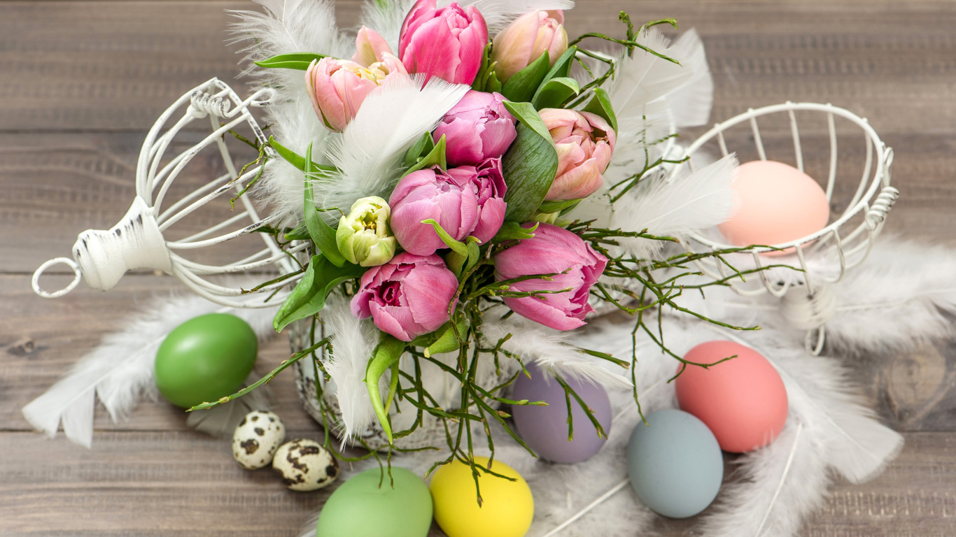Обои Tulips and Easter Eggs 1366x768