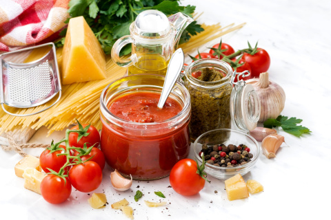 Lecho with tomatoes, spices and cheese wallpaper 480x320