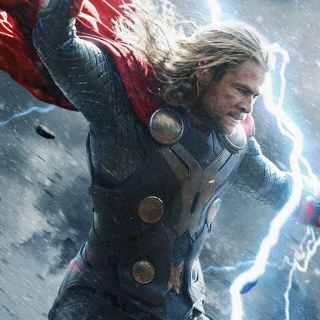 Kostenloses Thor 2 The Dark World Movie Wallpaper für 1024x1024