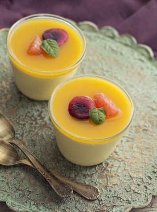 Tropical Mousse Dessert - Obrázkek zdarma pro Nokia C-Series
