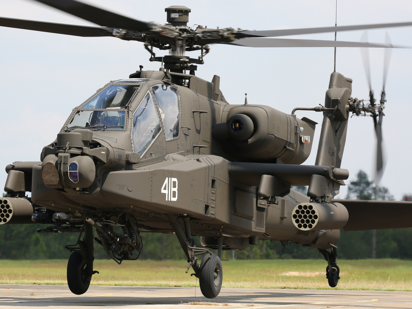 Das Boeing AH 64 Apache Wallpaper 1400x1050