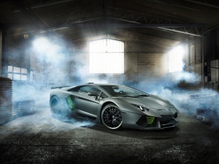 Das Lamborghini Car Wallpaper 320x240