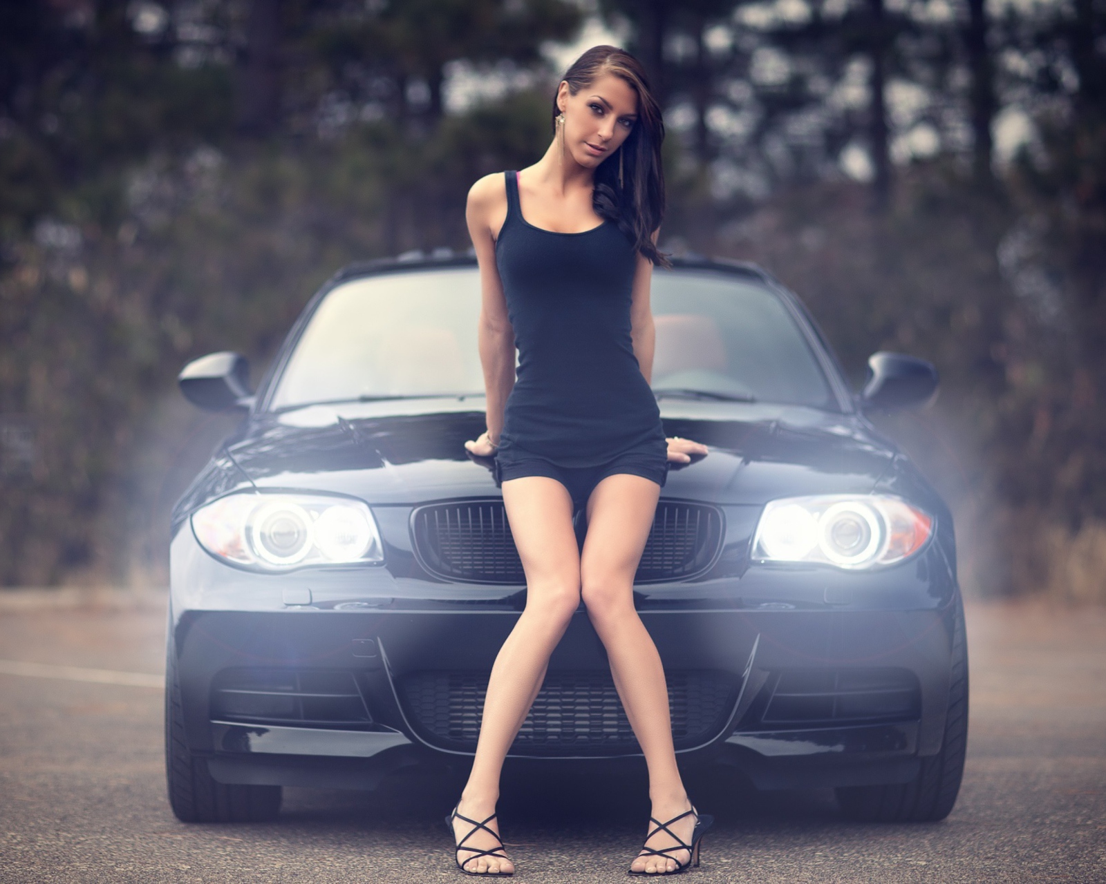 Screenshot №1 pro téma Bmw M1 Girl 1600x1280