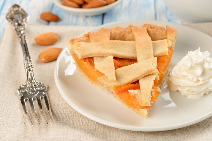 Apricot Pie With Whipped Cream wallpaper