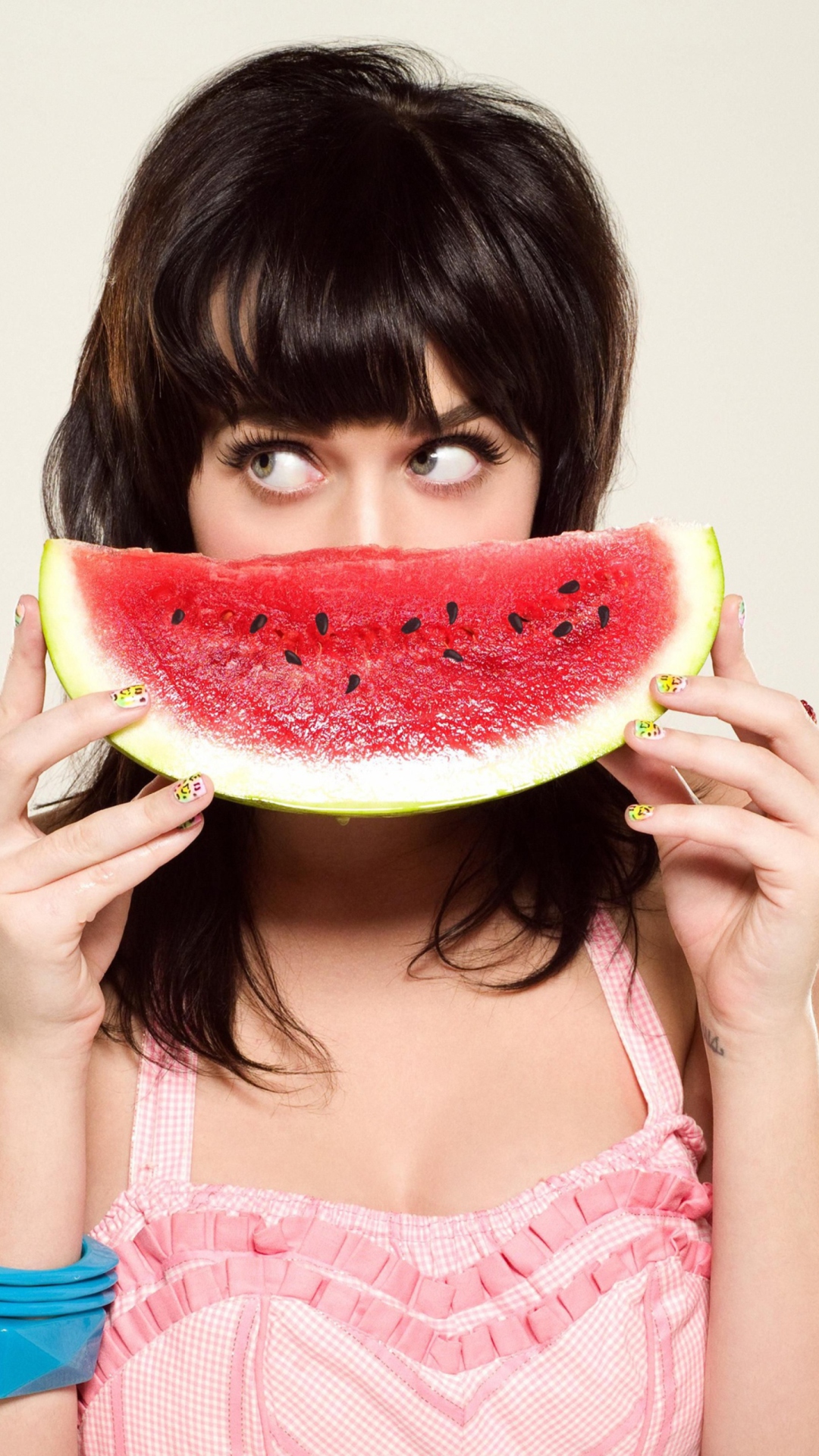 Fondo de pantalla Katy Perry Watermelon Smile 1080x1920