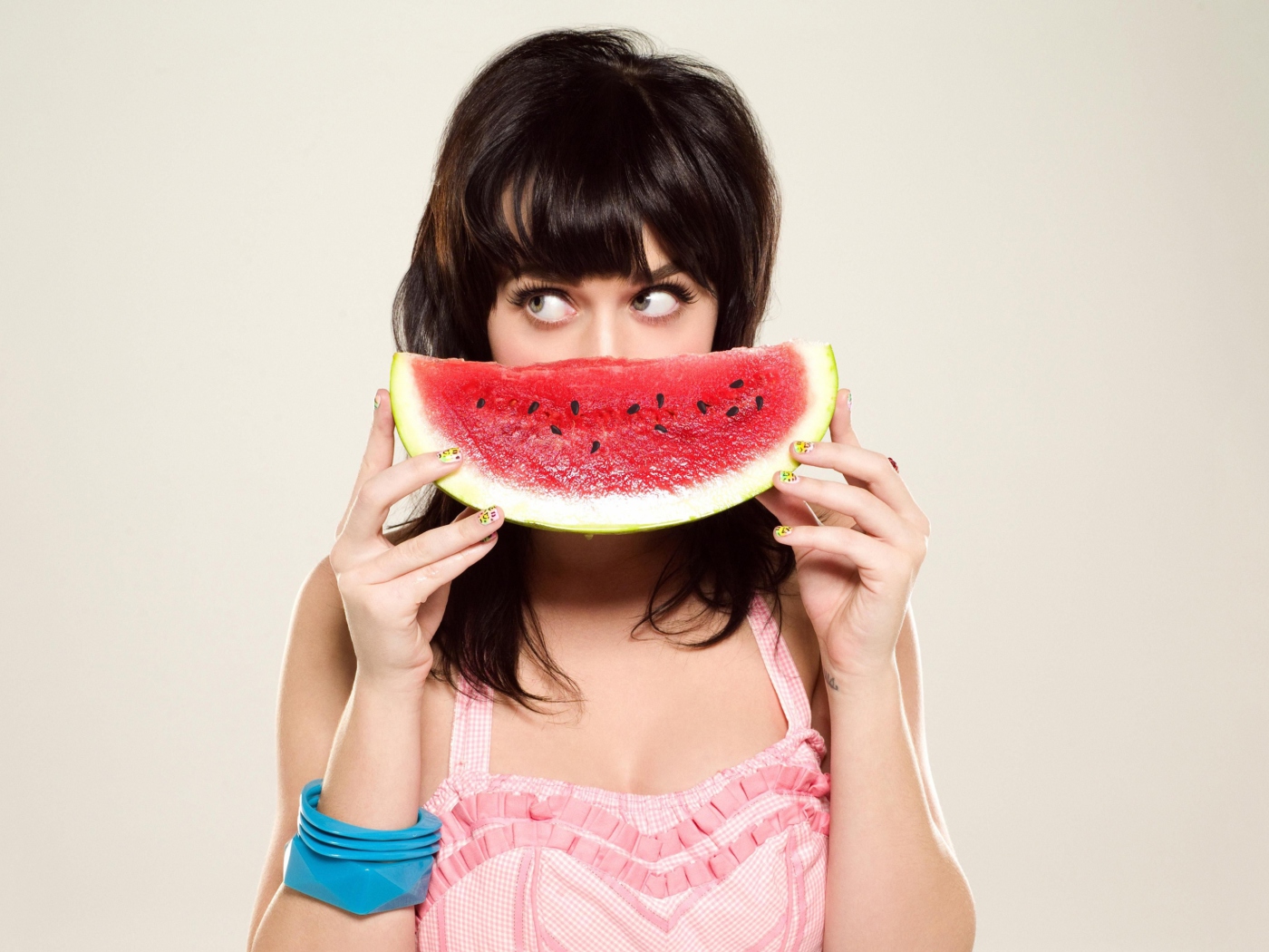 Screenshot №1 pro téma Katy Perry Watermelon Smile 1400x1050