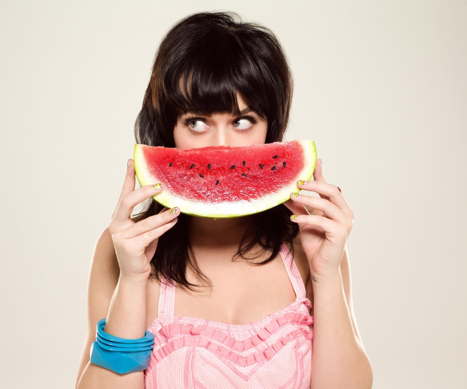 Das Katy Perry Watermelon Smile Wallpaper 960x800
