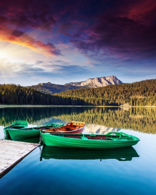 Mountain Lake HDR - Obrázkek zdarma pro Nokia Asha 300