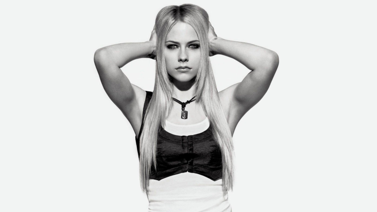 Обои Avril Lavigne Smile 1280x720