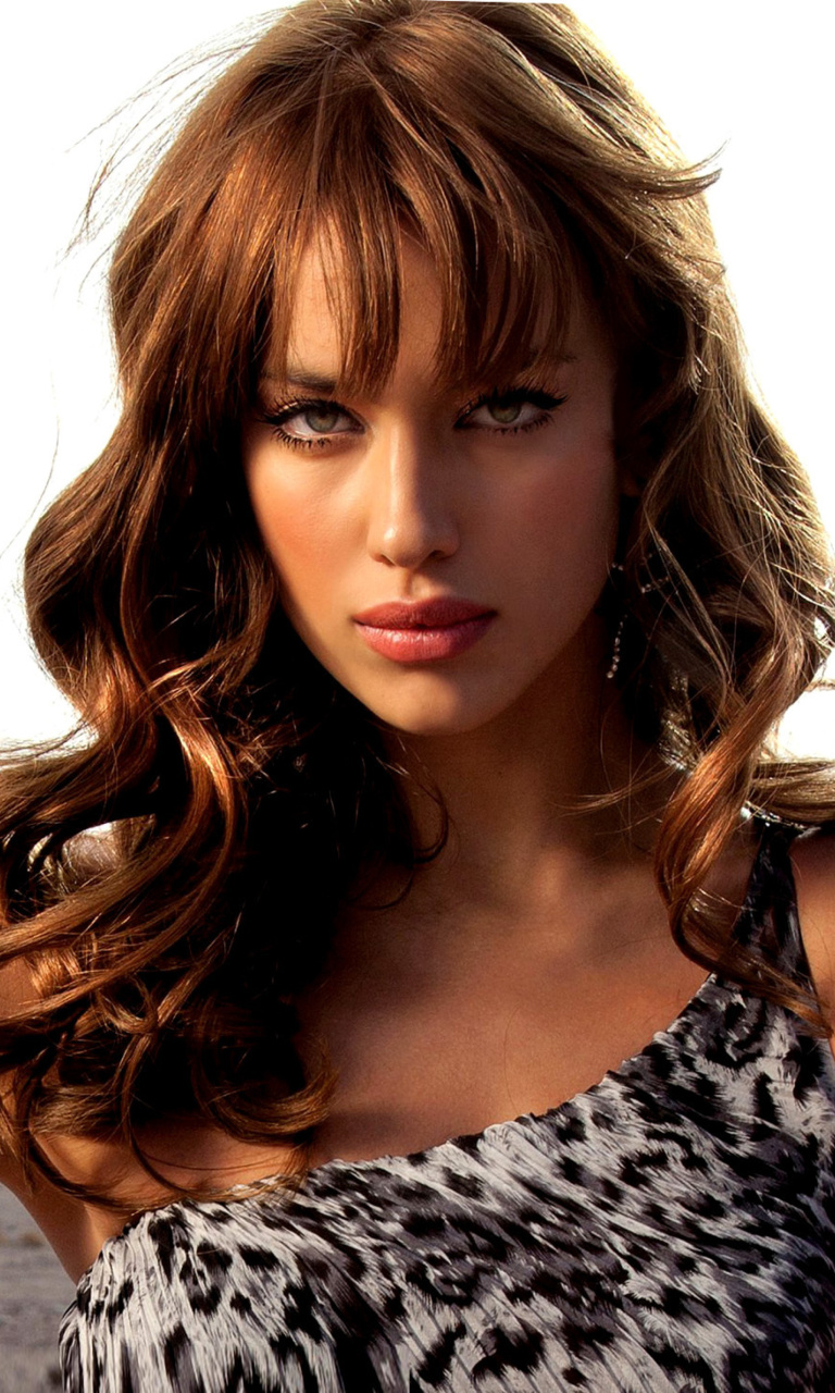 Screenshot №1 pro téma Beautiful Irina Shayk 768x1280