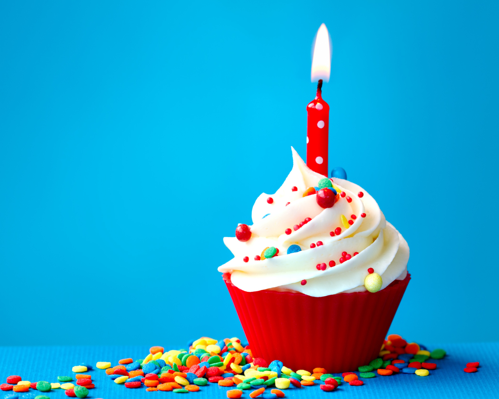 Screenshot №1 pro téma Happy Birthday Cupcake 1600x1280