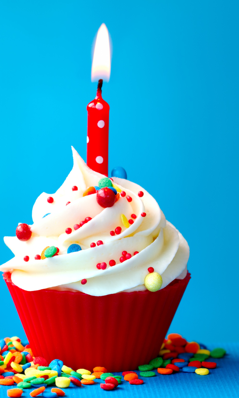 Das Happy Birthday Cupcake Wallpaper 768x1280