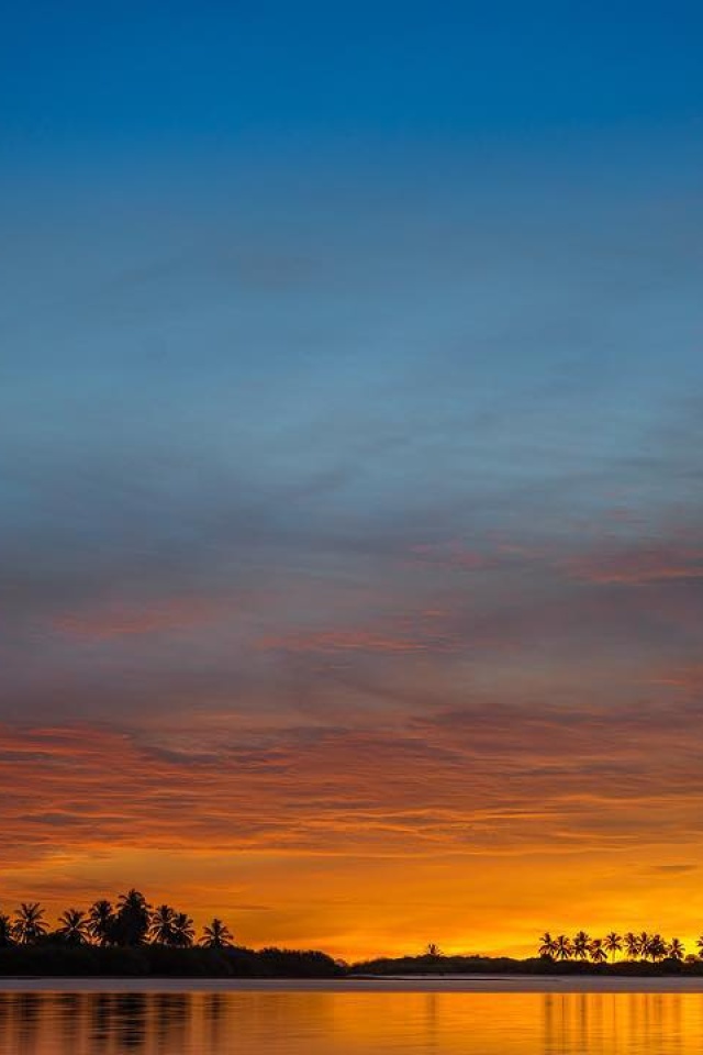 Fondo de pantalla Ocean Sunset 640x960