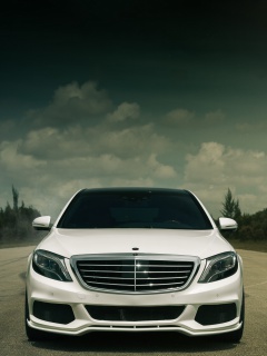 Fondo de pantalla Mercedes-benz S550 Brabus 240x320