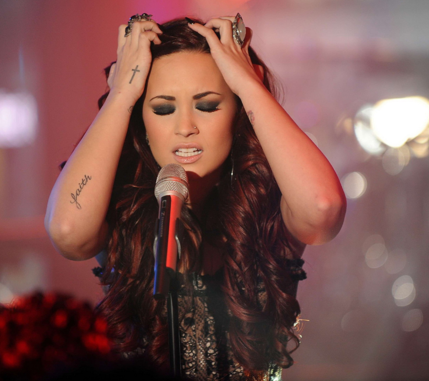 Demi Lovato screenshot #1 1440x1280
