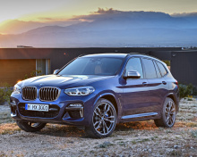 Обои BMW X3 M40i 220x176