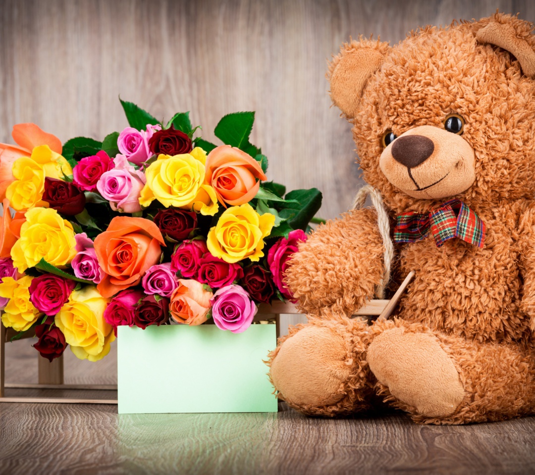 Обои Valentines Day Teddy Bear with Gift 1080x960