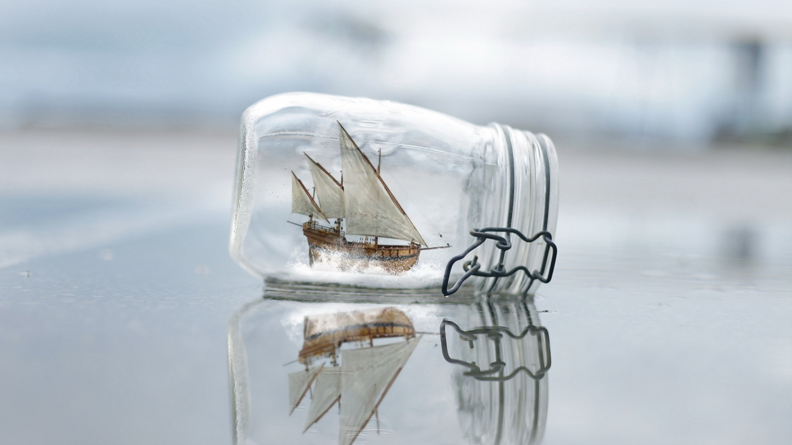 Toy Ship In Bottle wallpaper 1600x900