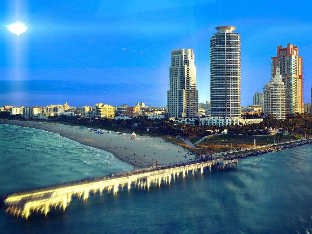 Das Miami Beach with Hotels Wallpaper 1024x768