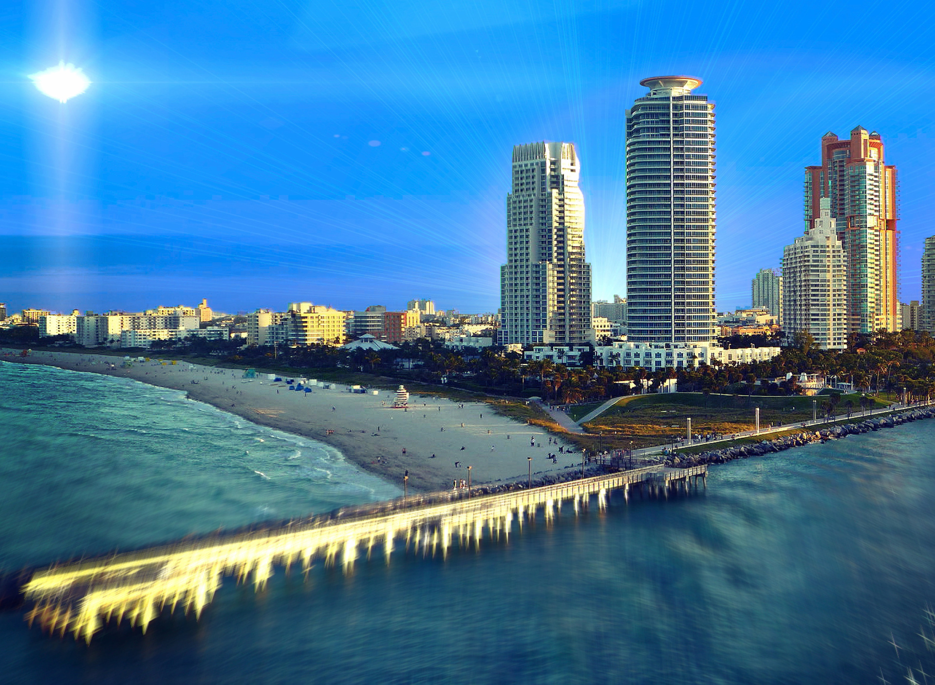 Sfondi Miami Beach with Hotels 1920x1408