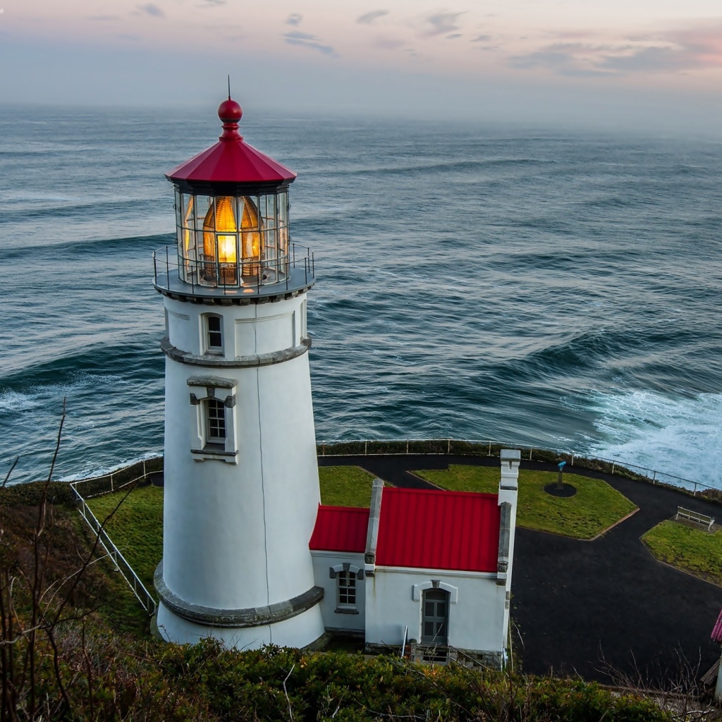 Обои Lighthouse at North Sea 1024x1024