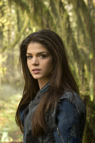 Обои The 100, Marie Avgeropoulos 320x480