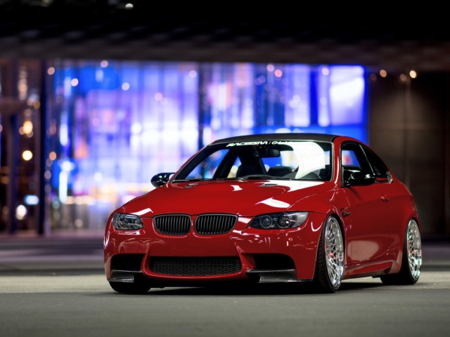 Fondo de pantalla BMW M3 E92 640x480