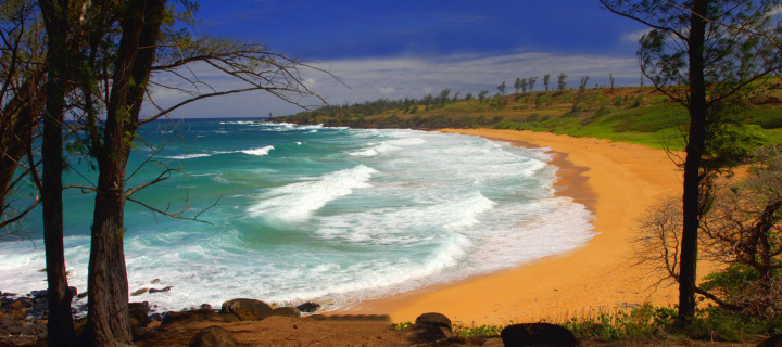 Donkey Beach on Hawaii wallpaper 720x320