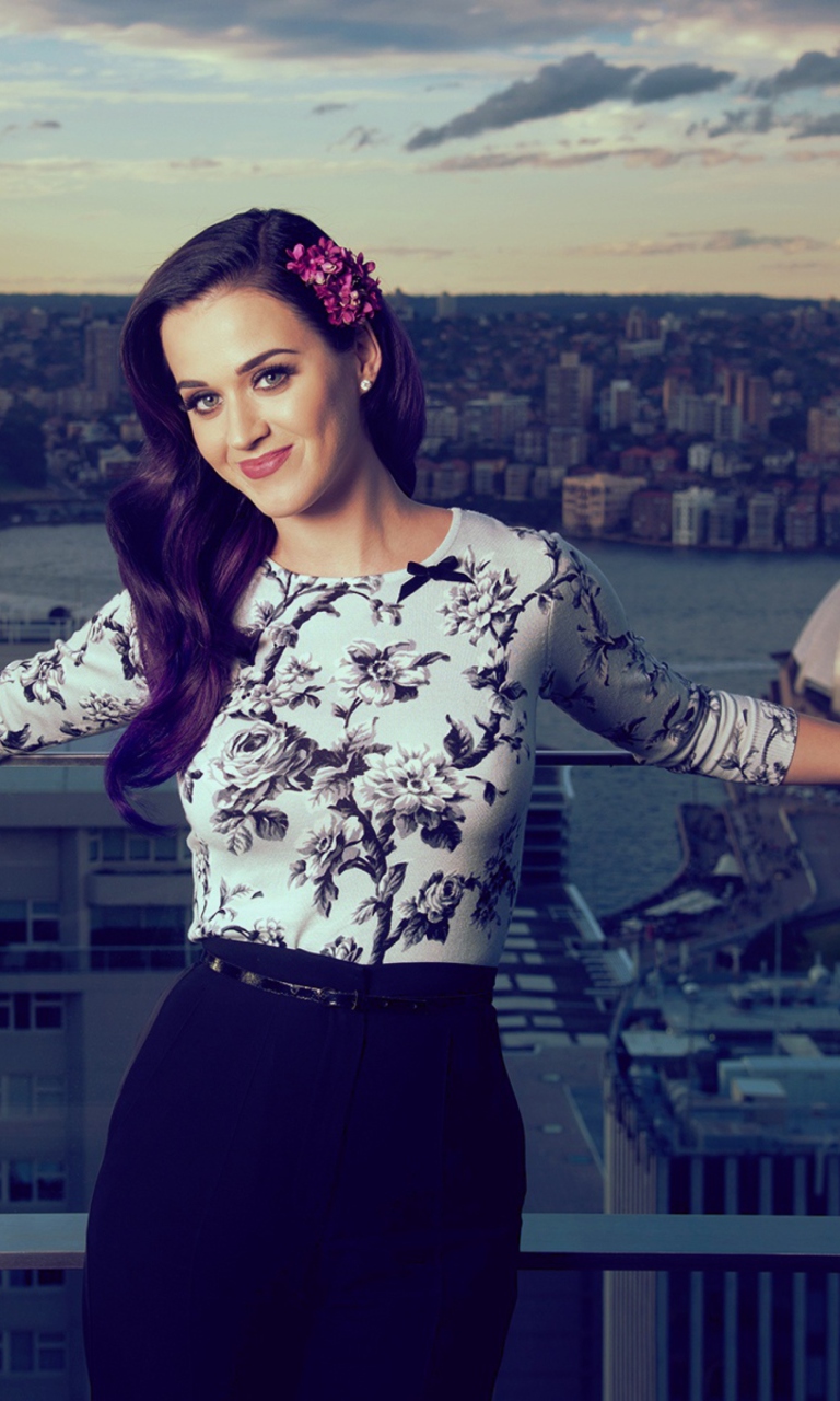 Screenshot №1 pro téma Katy Perry In Sydney 2012 768x1280