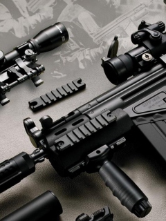 Sfondi Special Force Guns 240x320