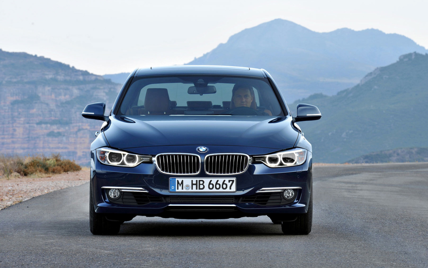 BMW 328i F30 screenshot #1 1440x900