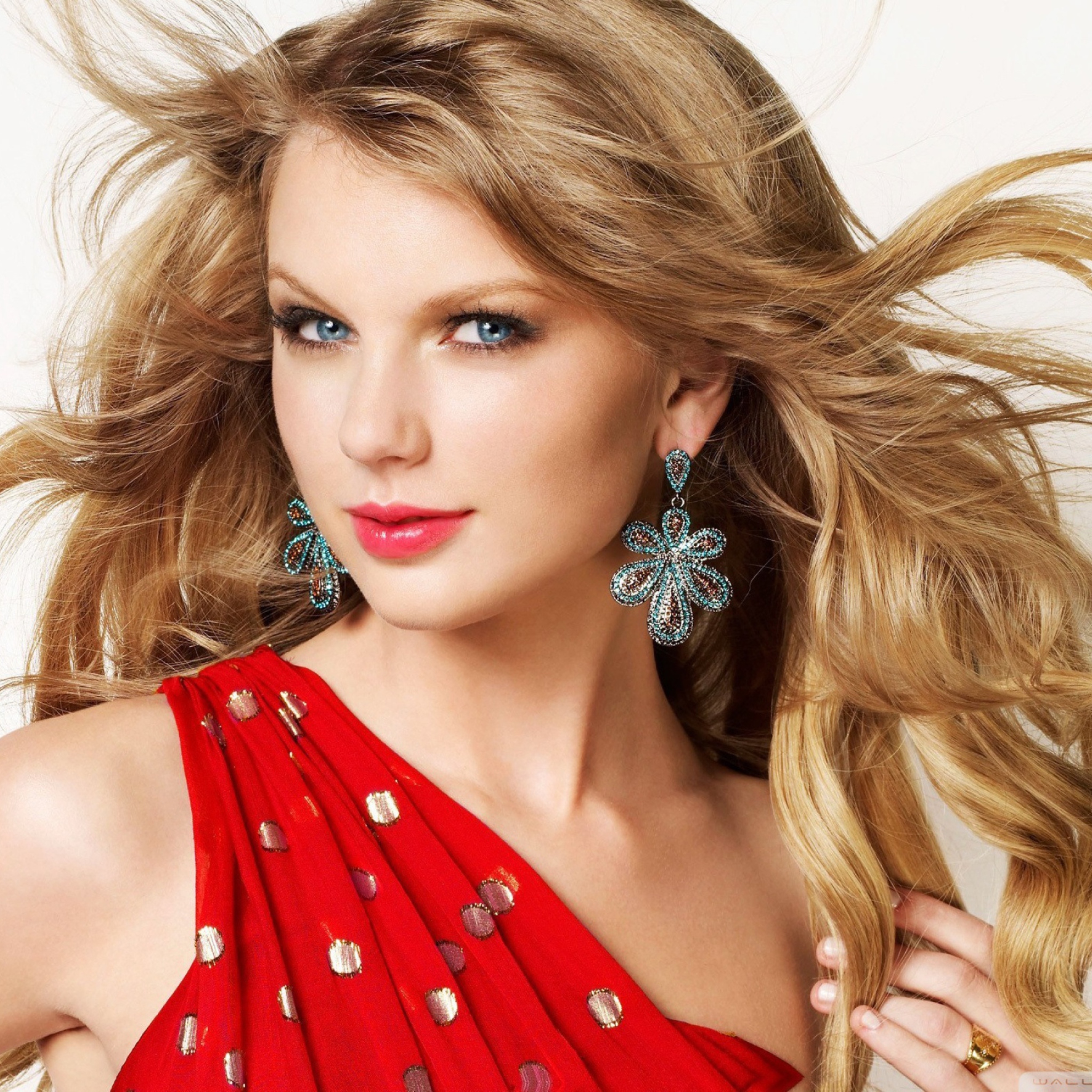Taylor Swift wallpaper 2048x2048