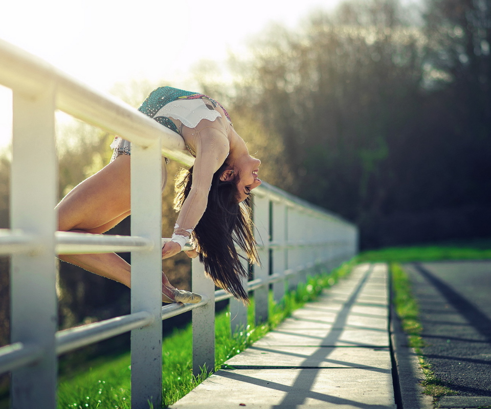 Gymnastics At Fresh Air screenshot #1 960x800