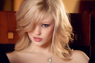 Blonde Model Wallpaper for Android, iPhone and iPad