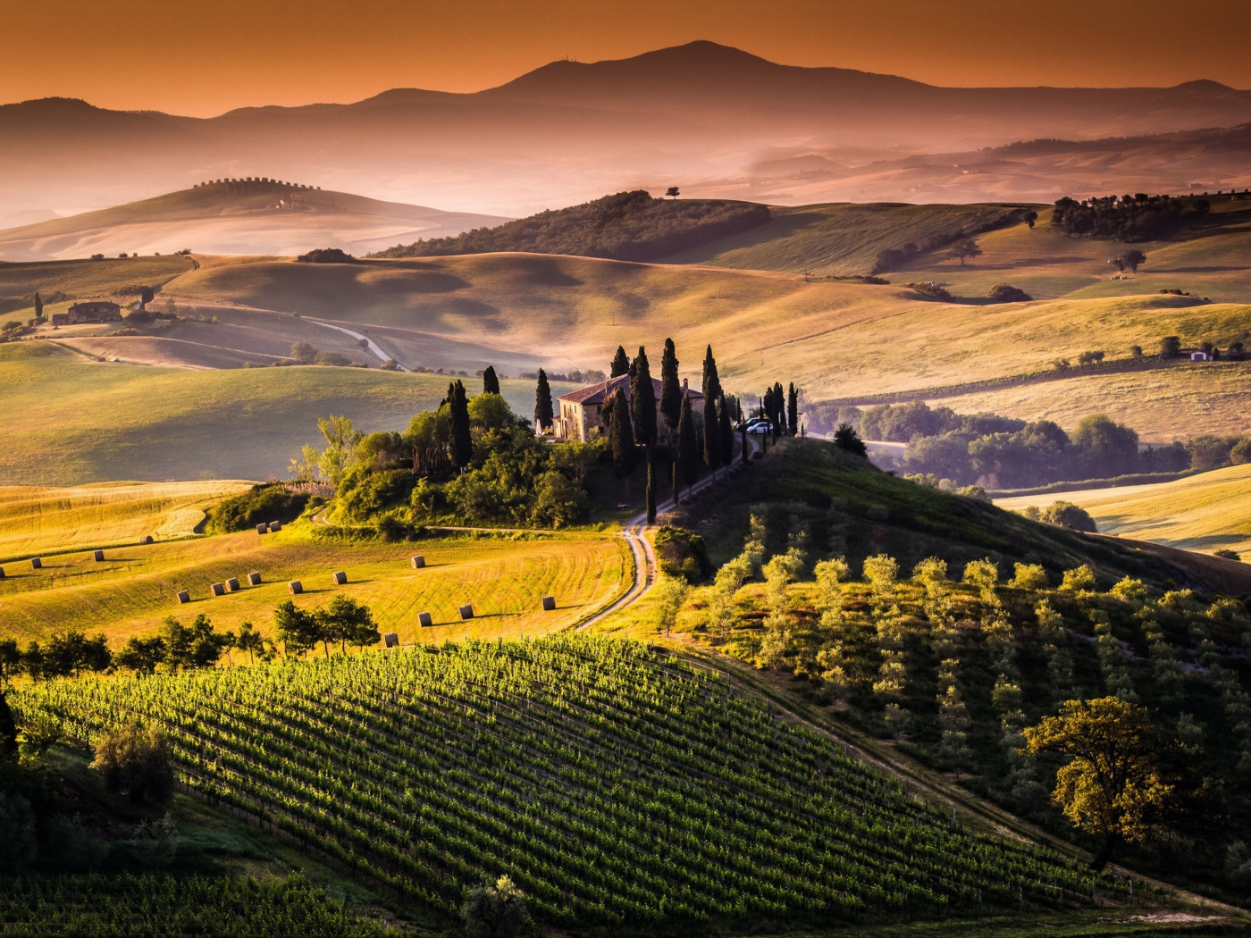 Das Field In Italy Toscana Wallpaper 1400x1050