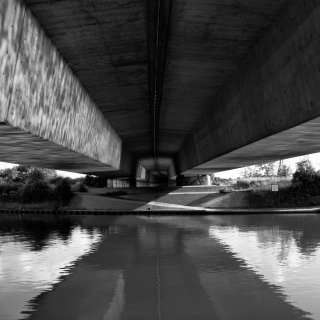 Under The Bridge Background for iPad 2