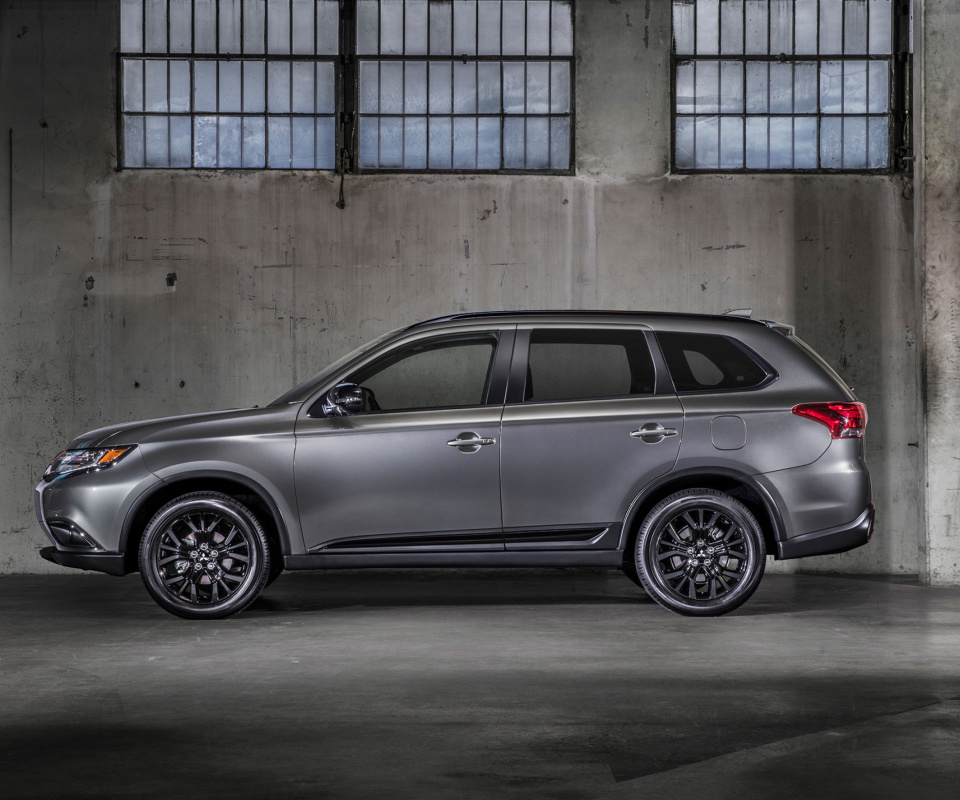 Sfondi 2018 Mitsubishi Outlander 960x800