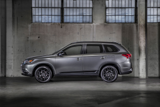 2018 Mitsubishi Outlander Wallpaper for Android, iPhone and iPad