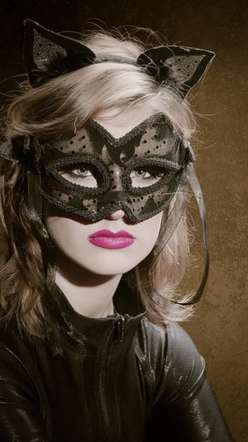 Обои Cat Woman Mask 360x640