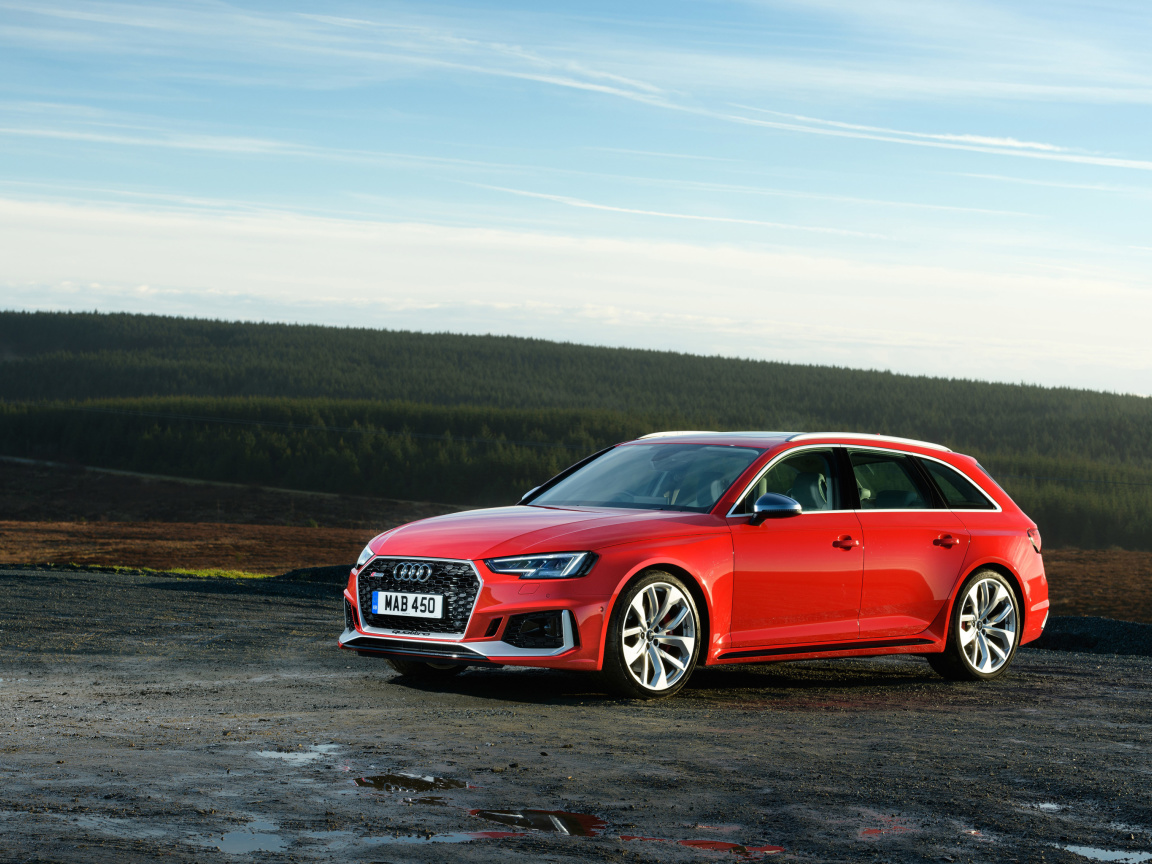 Audi RS4 Avant 2018 wallpaper 1152x864