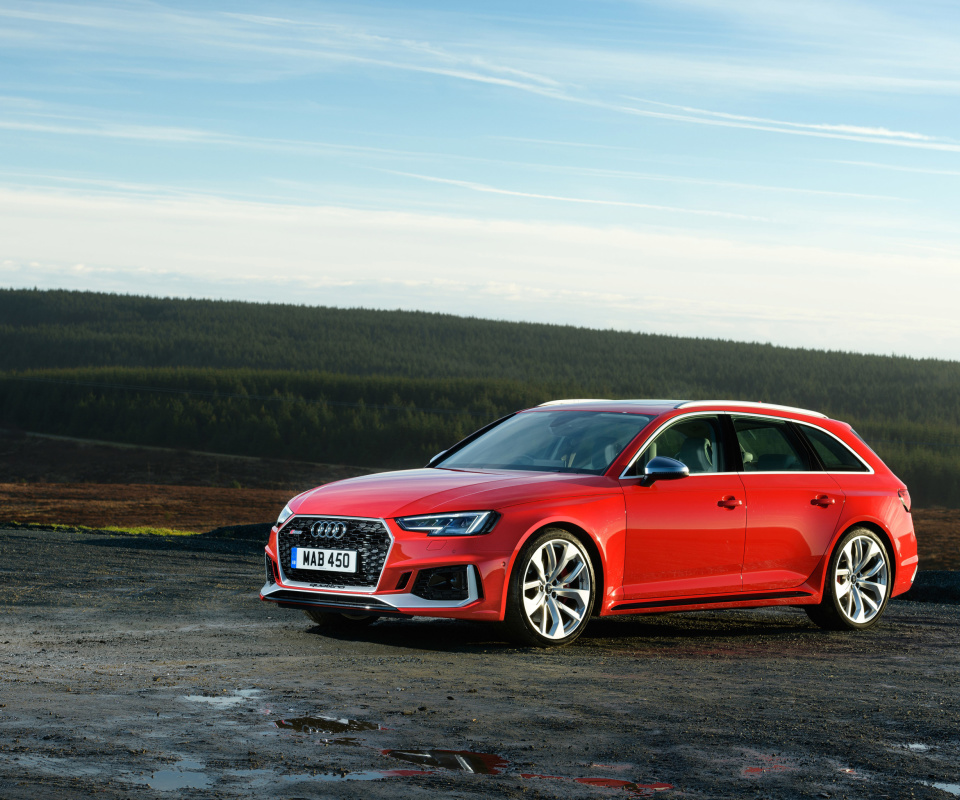 Audi RS4 Avant 2018 wallpaper 960x800